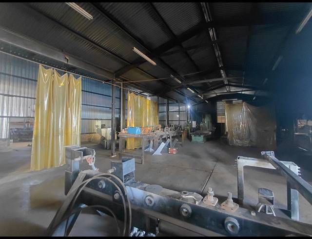 12,140M² WORKSHOP FOR SALE IN BREDELL